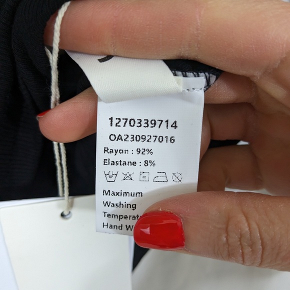 Commense Long Sleeve Ribbed Black & White Top Size M - Picture 3 of 3